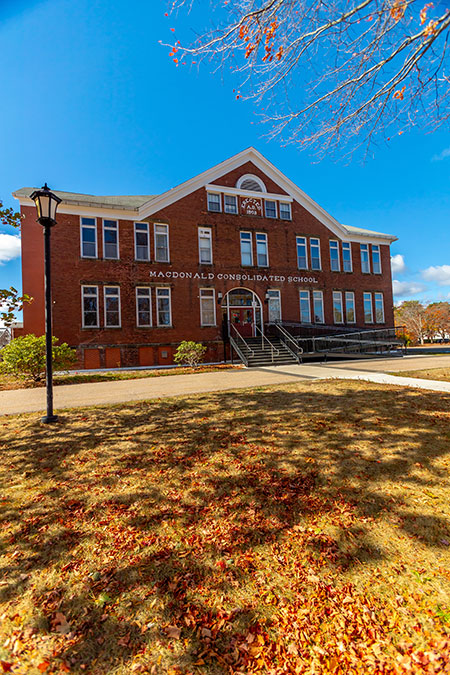 Macdonald Consolitdated School